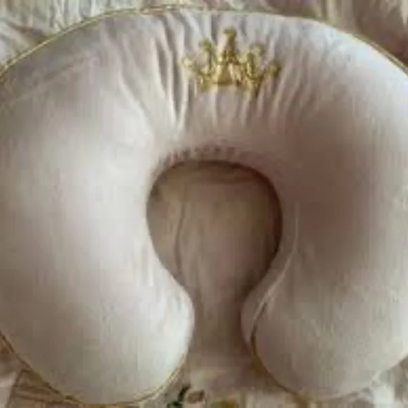 Boppy pillow - Picture 2 of 2